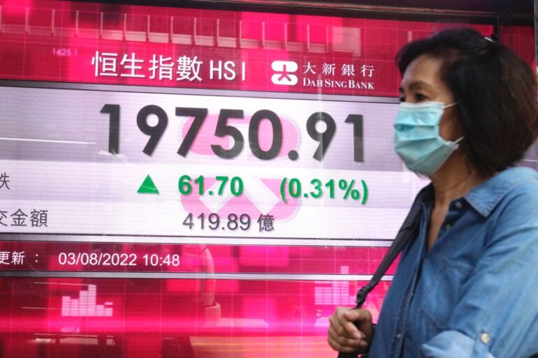 Asian stocks higher as US-China tensions rise
