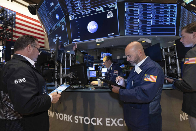 Stocks tumble on dashed inflation hopes; S&P 500 loses 3% | Las Vegas Review-Journal