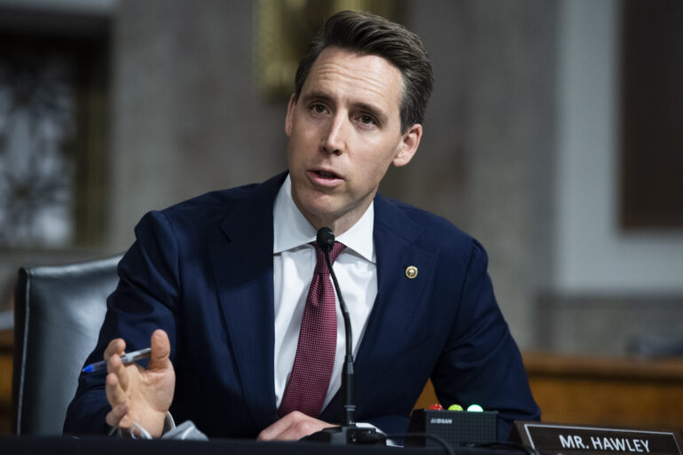 Hawley helps introduce bill prohibiting tax-exempt entities from investing in Chinese companies