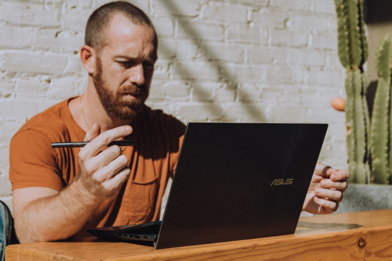 Busting 5 Controversial Myths About Entrepreneurship That Are Wasting Your Time and Energy | by Rachel Greenberg | Jan, 2023 | Entrepreneur's Handbook