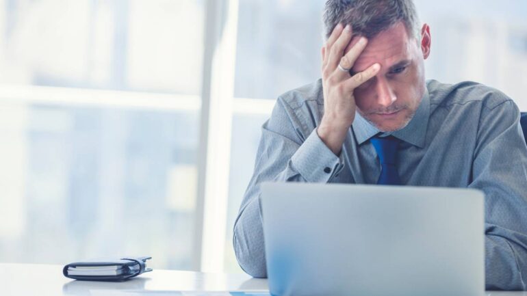 Small business owners braced for cashflow squeeze - MYOB survey - NZ Herald