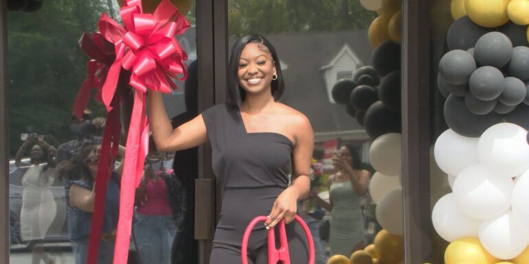Valdosta small business owner helping other business owners ‘bloom’