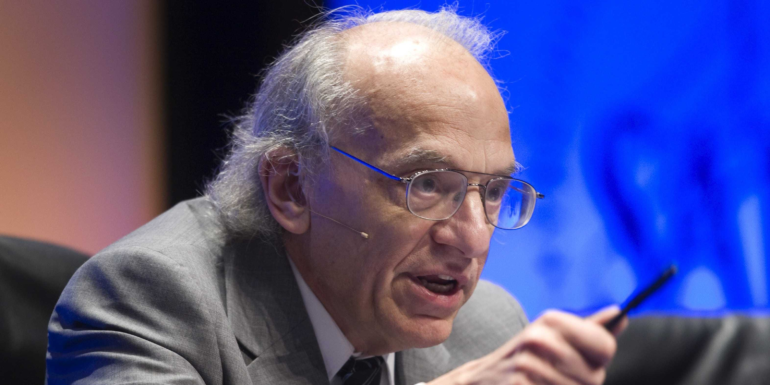 Wharton professor Jeremy Siegel says investors' hopes of a Fed pause are pushing stocks higher – and skipping a rate hike would lower the risk of a US recession