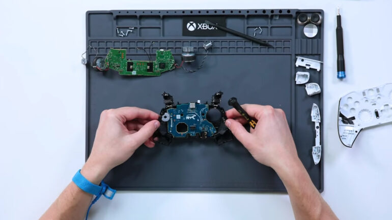 Microsoft Now Offering Parts and Repair Guides for Xbox Controllers