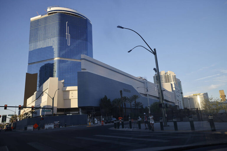 Nevada Gaming Control Board recommends licensing for Fontainebleau | Casinos & Gaming | Business