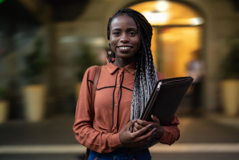 SheaMoisture Partners With Dartmouth For Entrepreneurship Fellowship Program | Essence