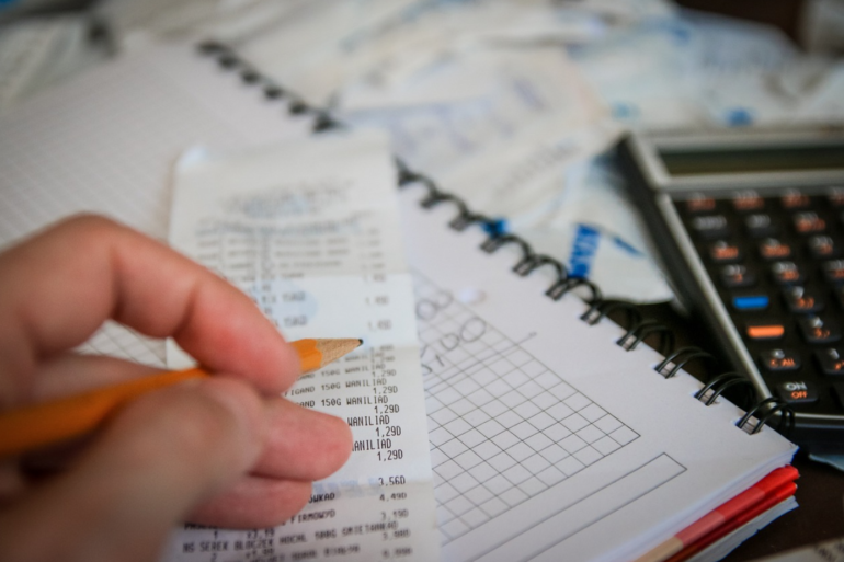 Small Business Tax Tips: Maximizing Deductions and Credits - Legal Reader